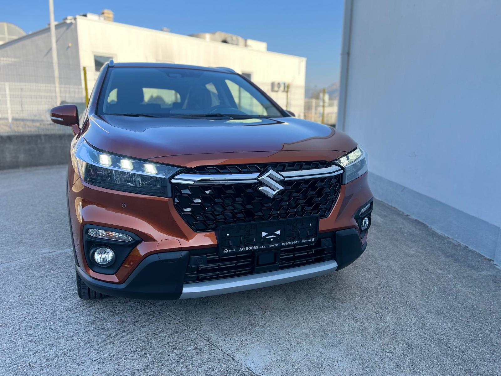 Suzuki S Cross AT 4×4 Premium
