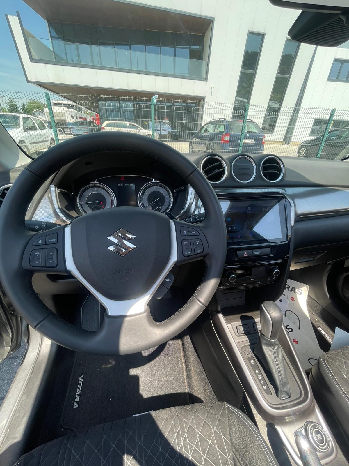 Vitara Elegance AT 4WD Panorama